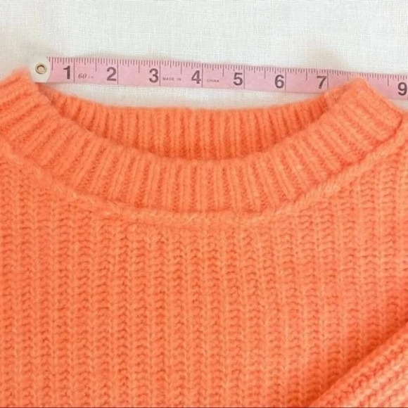 NEW Happy x Nature Peach Sweater with Billow Sleeves Puff sleeve - Picture 6 of 16